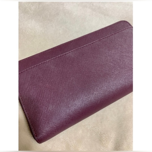 Kate Spade Wallet - Picture 2 of 8